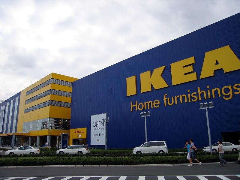 The same idea IKEA had for the refugee shelter should be used to help Louisiana flood victims. &#160;