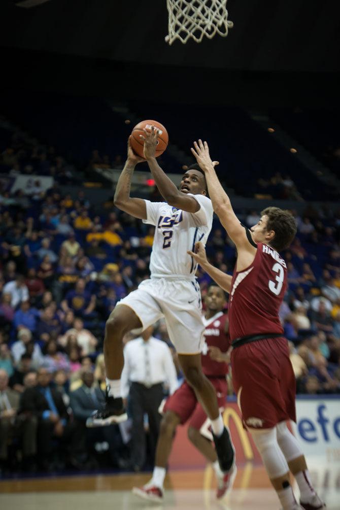 LSU sophomore guard Antonio Blakeney (2) attempts to score during the Tigers&#8217; 78-70 loss to Arkansas on Saturday, Feb. 11, 2017, in the Pete Maravich Assembly Center.