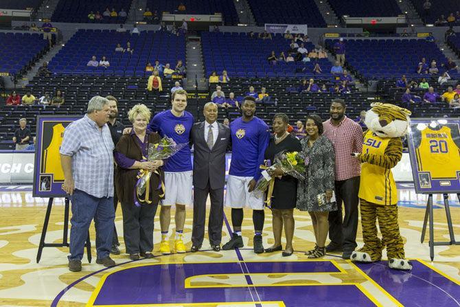 Streak snapped: LSU ends 15-game losing skid with 92-82 win against Tennessee