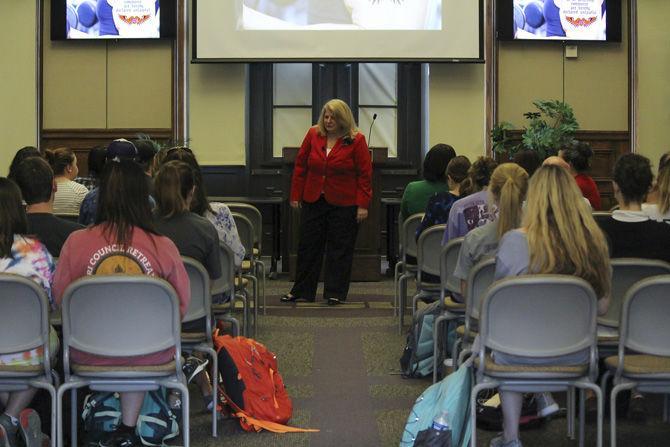 FTC senior attorney Lesley Fair gives #AlternativeFacts talk in Holliday Forum