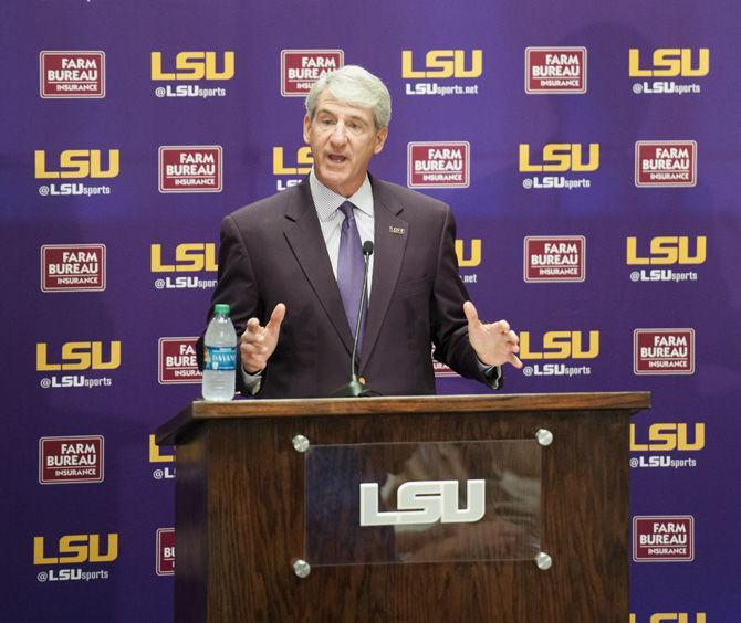 LSU athletic director Joe Alleva speaks during head basketball coach Will Wade&#8217;s introductory press conference on Wednesday, March 22, 2017, in the Student Union.