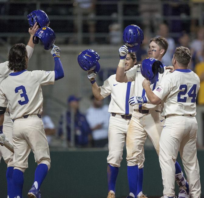 LSU baseball team celebrates on Tuesday, March 28, 2017, during the Tigers&#8217; 7-6 loss to Tulane at Alex Box Stadium.