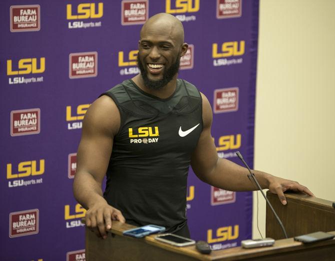 Trimmed down after weigh in at NFL combine, Fournette showcases skills at LSU pro day