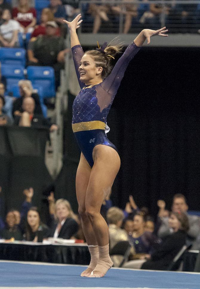 LSU uses strong start on floor to set tone and push Tigers to Super Six