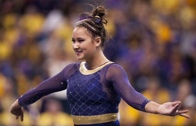 LSU uses strong start on floor to set tone and push Tigers to Super Six