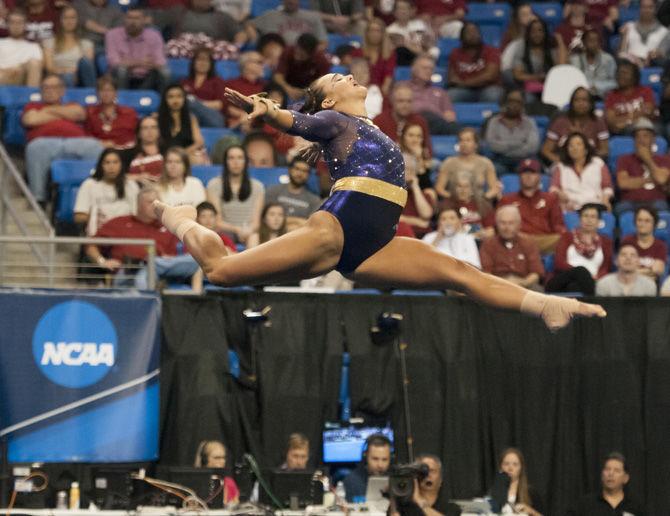 LSU uses strong start on floor to set tone and push Tigers to Super Six