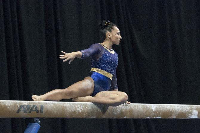 LSU uses strong start on floor to set tone and push Tigers to Super Six