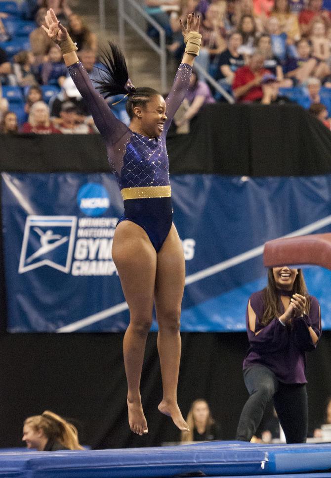 LSU uses strong start on floor to set tone and push Tigers to Super Six