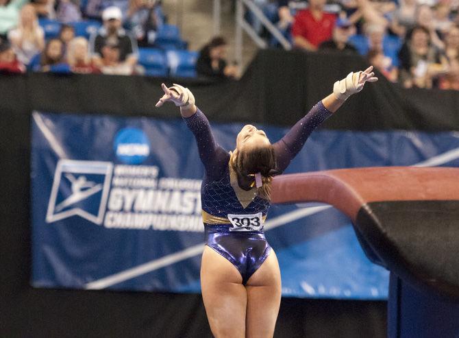 LSU uses strong start on floor to set tone and push Tigers to Super Six