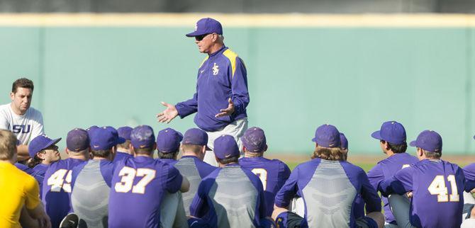 LSU baseball head coach Paul Mainieri speaks to the team during practice on Wednesday, Feb. 8, 2017 at Alex Box Stadium.