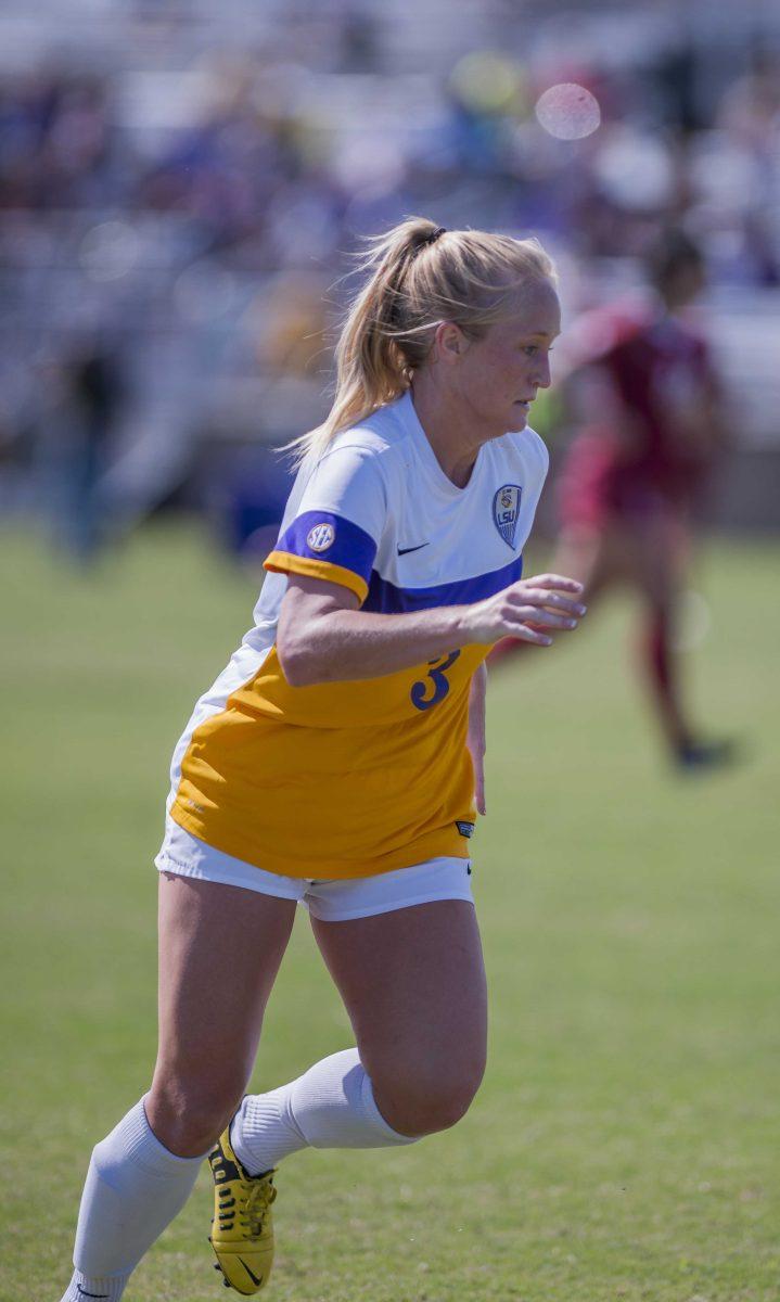 LSU junior midfielder Zoe Higgins (3) runs down the field on Oct. 23, 2016 at the LSU Soccer Stadium.