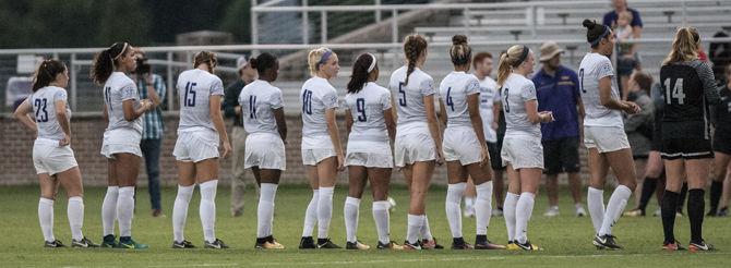 Goalkeeper leadership leads LSU's backline to three shutouts