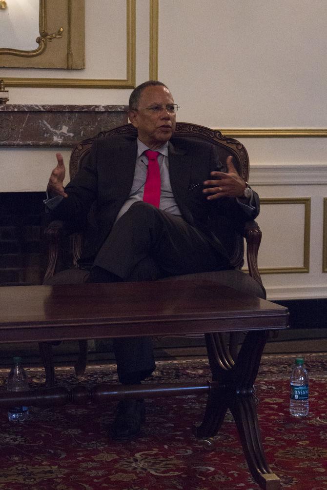 The New York Times Executive Editor Dean Baquet answers questions from three LSU Manship School of Mass Communication students at the French House on Friday, Sept. 22 2017.