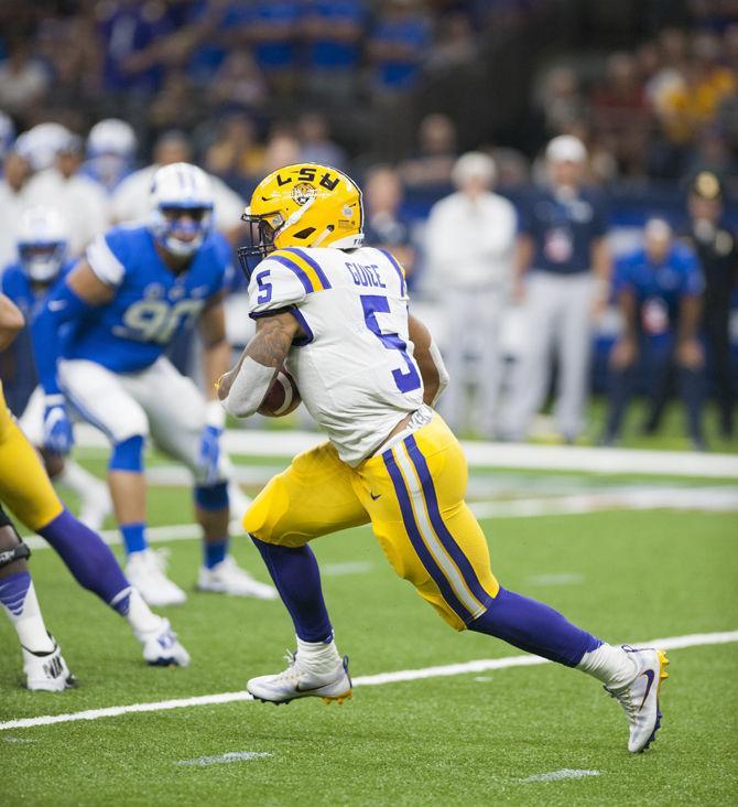 LSU football closes first half leading Chattanooga 28-3