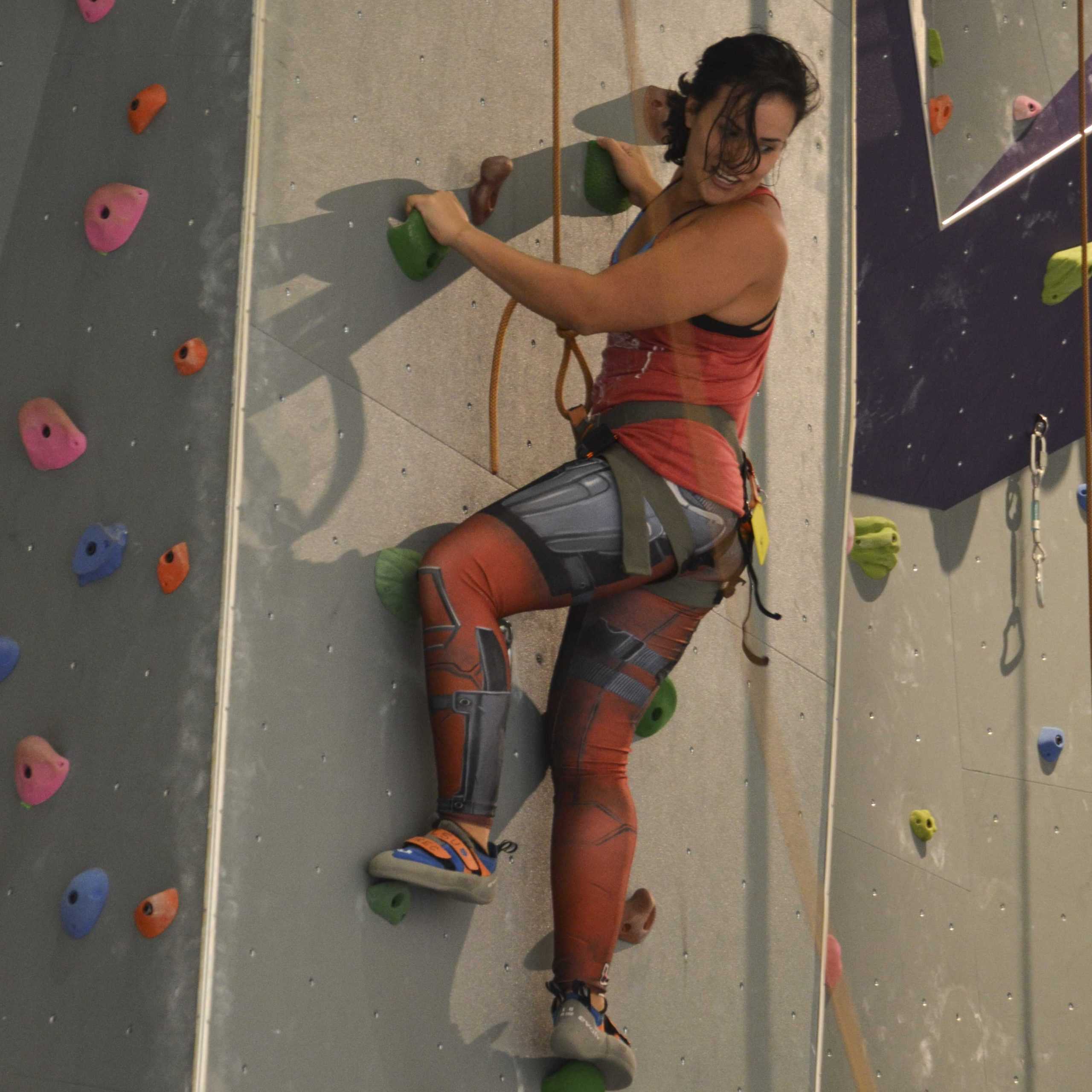 LSU students frequent UREC bouldering wall, form community of climbers