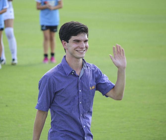 Student sings national anthem at sporting events, plans to release original album