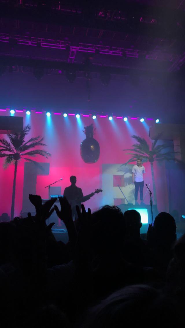 Show Review: Glass Animals @ Mardi Gras World