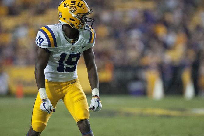 LSU sophomore wide receiver Derrick Dillon (19) looks down the field during the Tigers' 35-26 win against Syracuse on Saturday, Sept. 23, 2017.