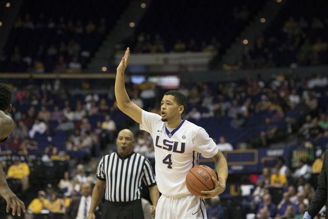 LSU freshman guard Skylar Mays (4) signals to his teammates during the Tigers' 81-66 loss to Alabama on Saturday, Jan. 14, 2017 in the PMAC.