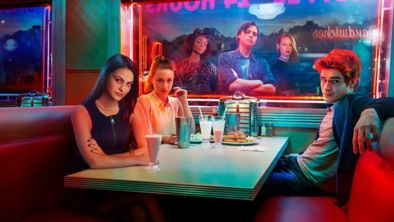 Rev Ranks: Riverdale lands with a splash, but fails to meet viewer expectations