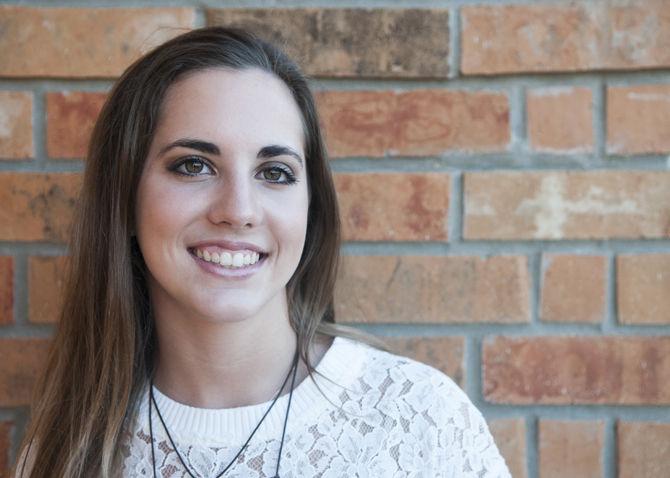 Marketing senior to expand blog presence, pause jewelry business