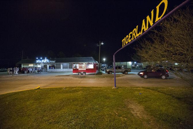 LSU students frequent bars on Thursday, Feb. 11, 2016 in Tigerland.