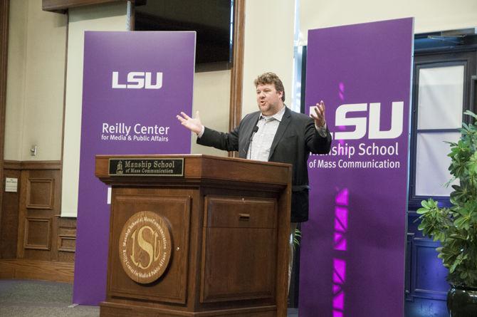 Award-winning journalist and New York Times bestselling author Jonathan Allen speaks to students on Monday, Nov. 13, 2017, in the Holliday Forum on LSU campus.