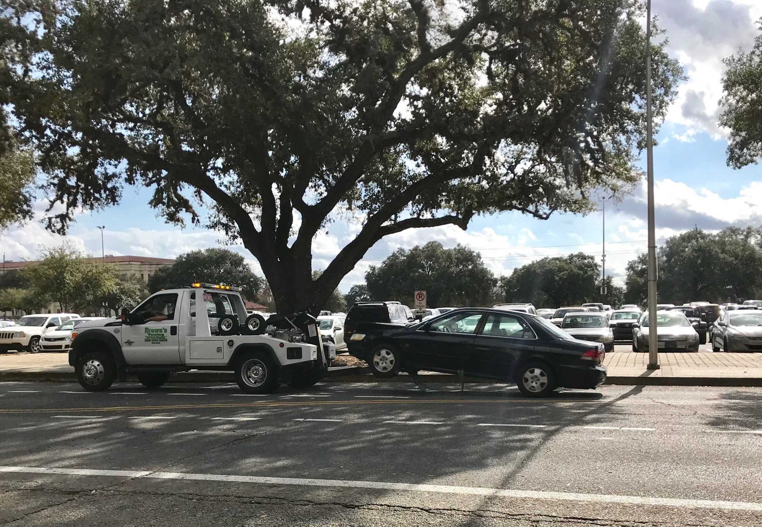 Four LSU students suffer minor injuries in vehicle incident on South Stadium Drive