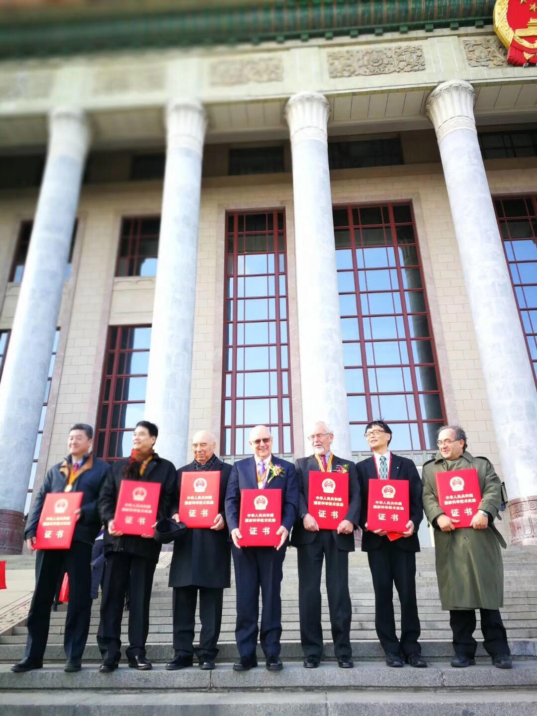 LSU physics professor collaborates globally, receives award from Chinese President