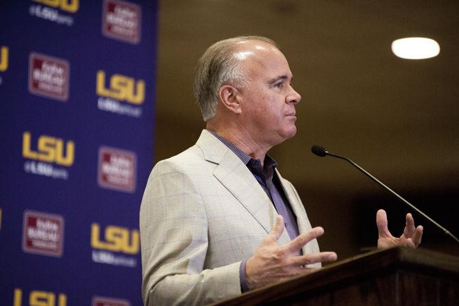 Coach Paul Mainieri speaks to the media during Baseball Media Day in Alex Box Stadium on Friday, Jan. 26, 2018.