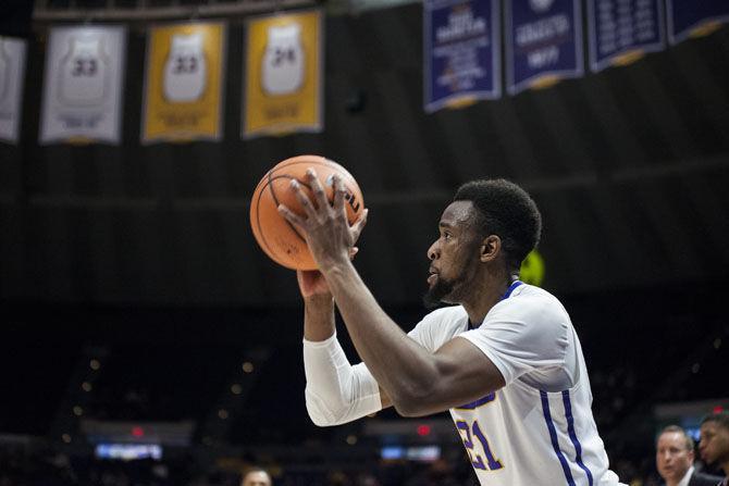 PHOTOS: LSU vs Texas A&M Men's Basketball