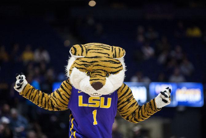 PHOTOS: LSU vs Texas A&M Men's Basketball