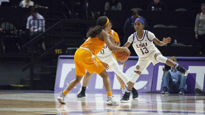 PHOTO: LSU defeats Tennessee 70-59 in Women's Basketball