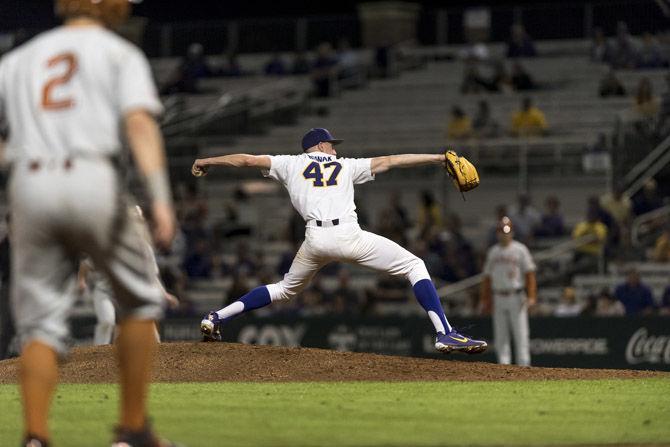 PHOTOS: LSU Baseball Victory Over University of Texas Longhorns