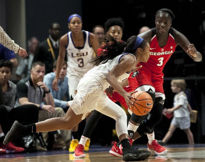 PHOTOS: LSU Women's Basketball Defeats Georgia 71-60