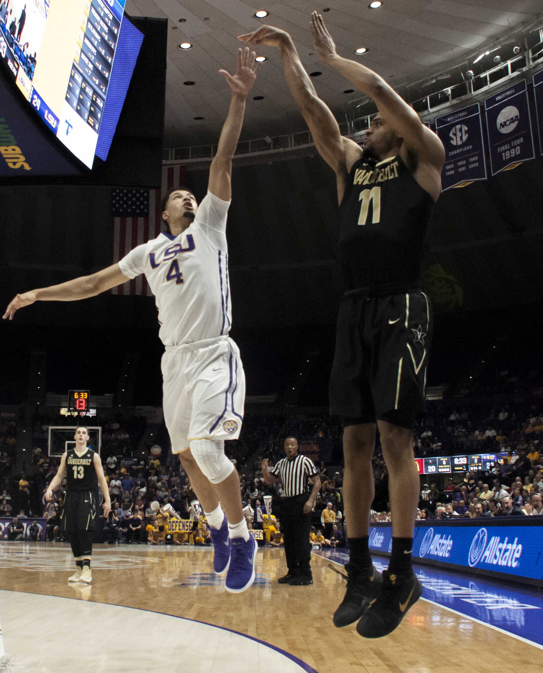 PHOTOS: LSU Men's Basketball Defeats Vanderbilt