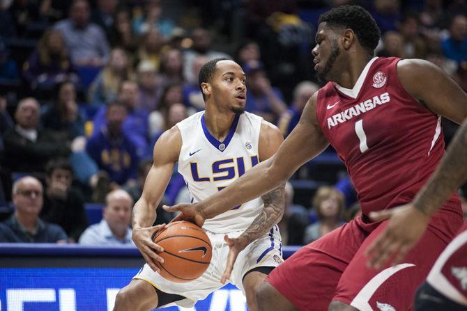 PHOTOS: LSU Tigers defeat the Arkansas Razorbacks 94-86