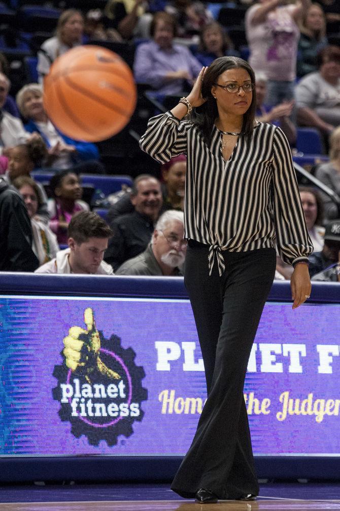 PHOTOS: LSU Women's Basketball Defeats Texas A&M 80-78