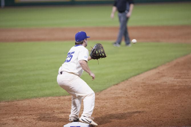 PHOTOS: LSU Baseball Defeats Grambling 10-3