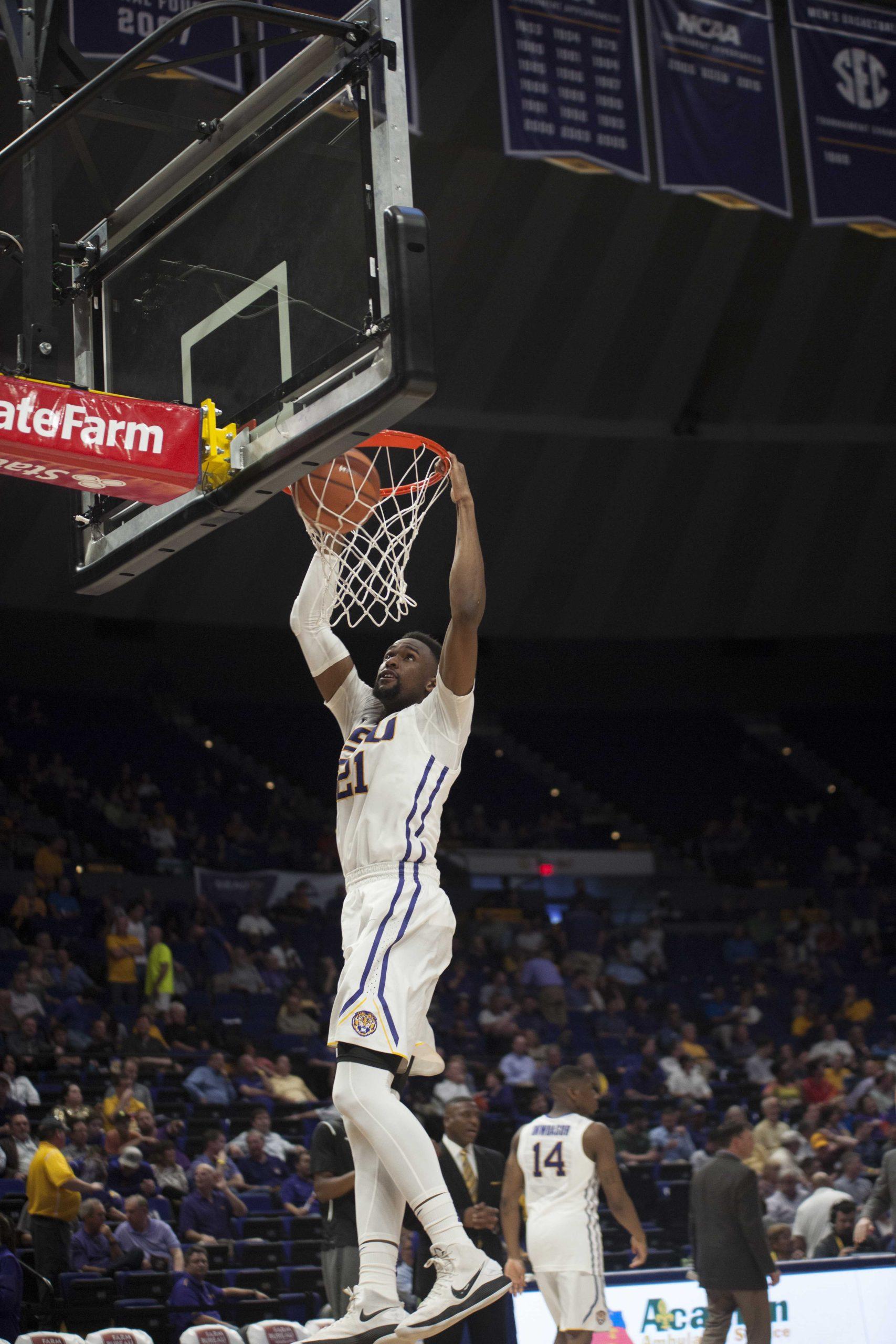 PHOTOS: LSU Men's Basketball Defeats Vanderbilt