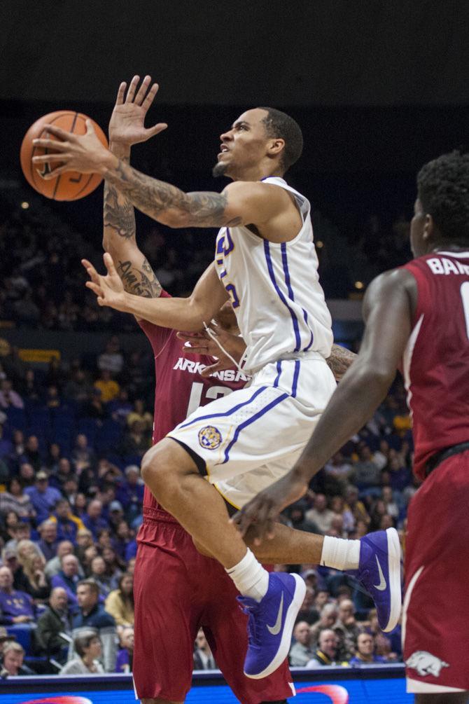 PHOTOS: LSU Tigers defeat the Arkansas Razorbacks 94-86