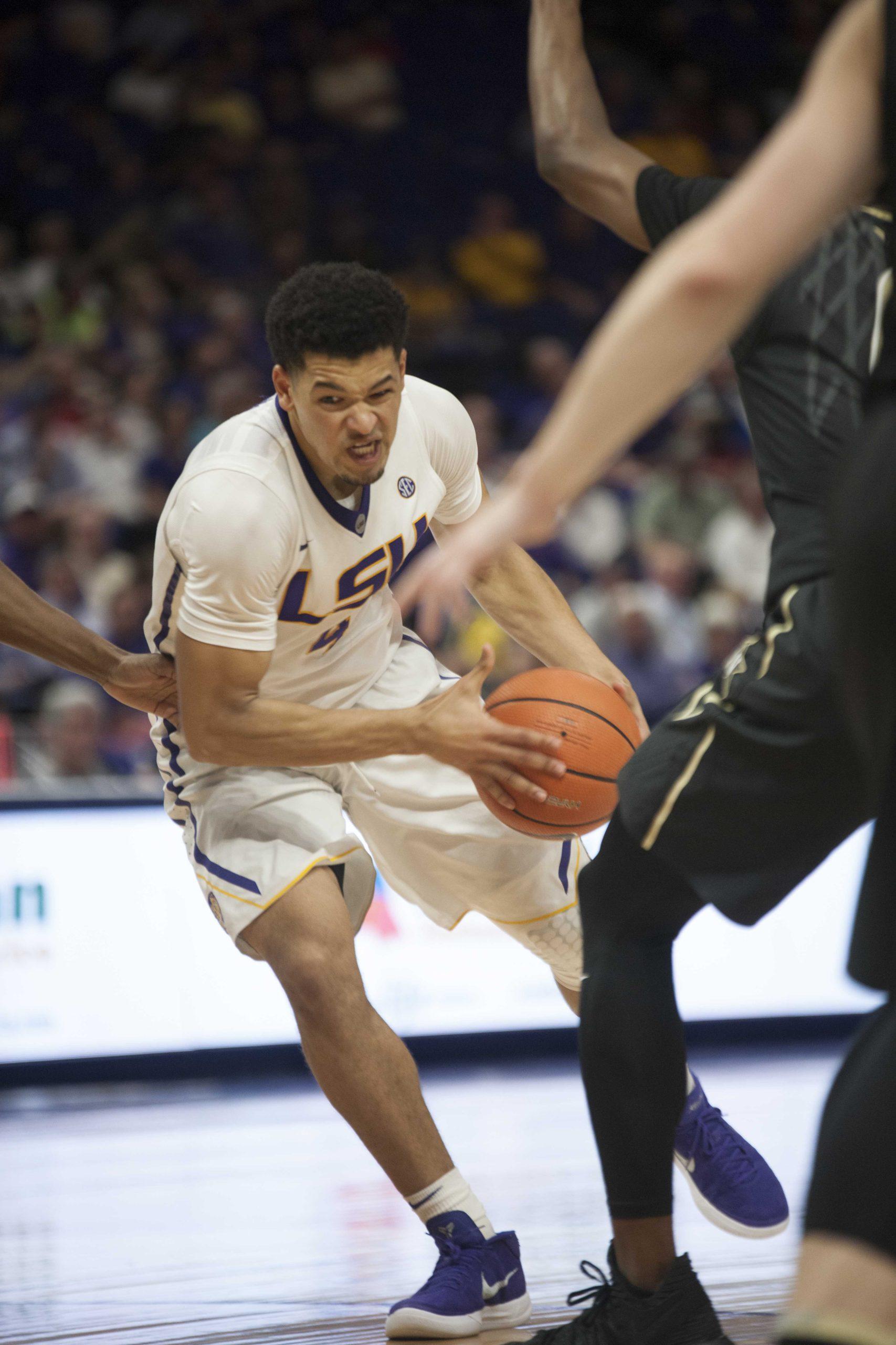 PHOTOS: LSU Men's Basketball Defeats Vanderbilt