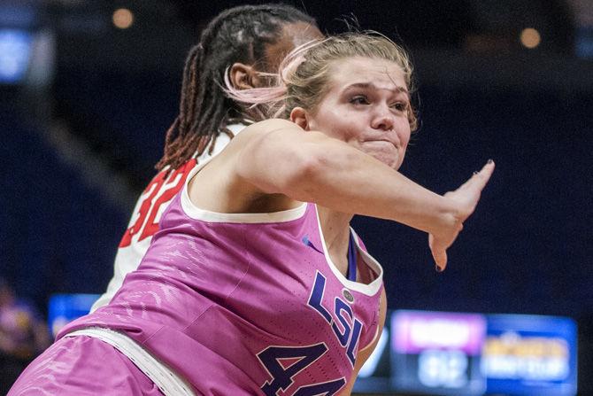 PHOTOS: LSU Women's Basketball Defeats Ole Miss 84-55