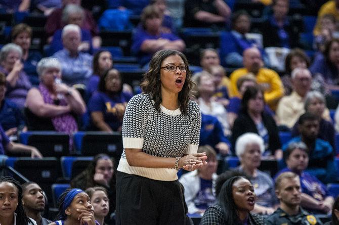 PHOTOS: LSU Women's Basketball Defeats Alabama 79-78