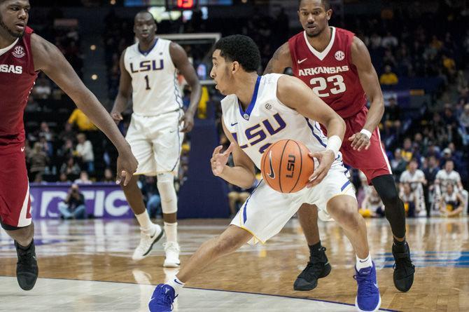 PHOTOS: LSU Tigers defeat the Arkansas Razorbacks 94-86