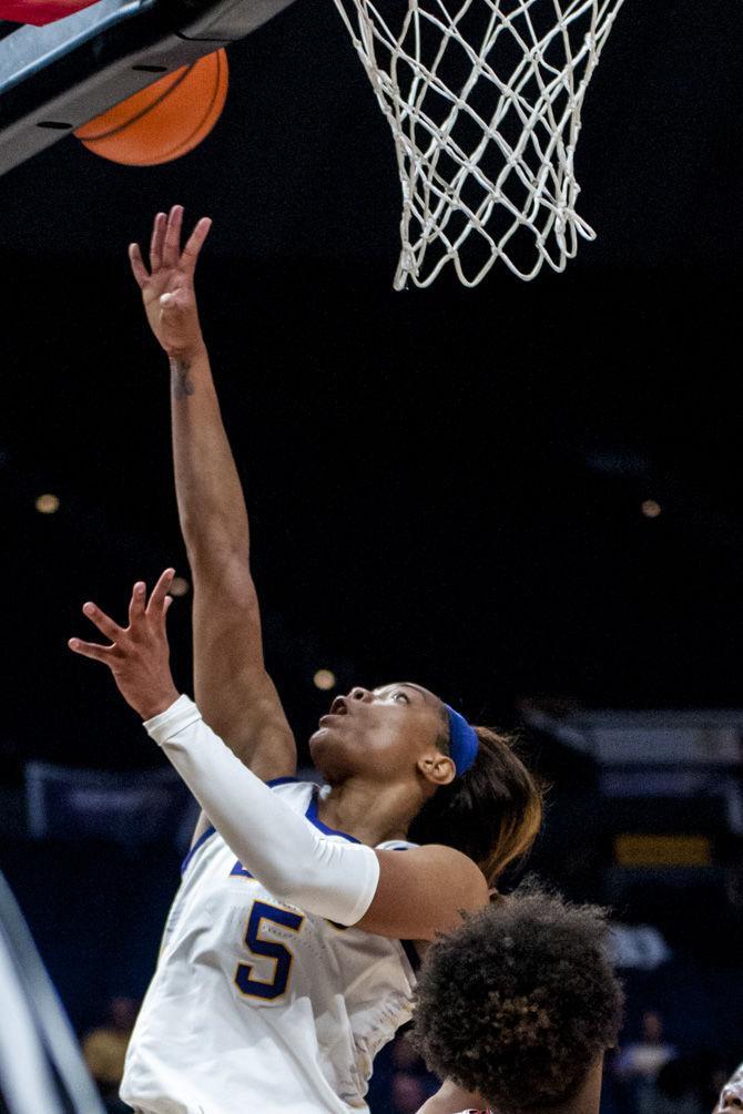 PHOTOS: LSU Women's Basketball Defeats Alabama 79-78