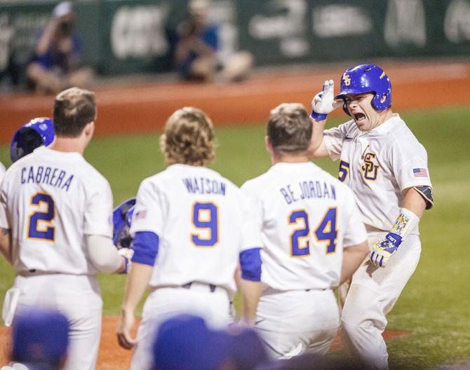 PHOTOS: LSU Baseball defeats Notre Dame