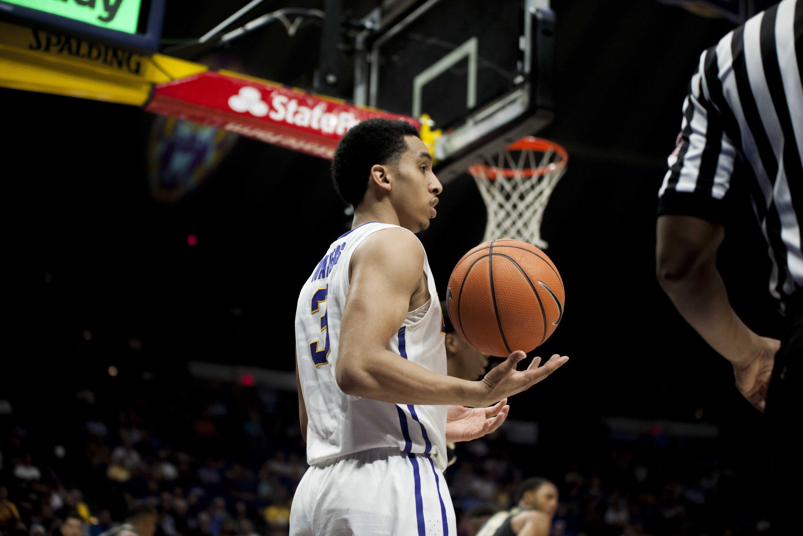 PHOTOS: LSU Men's Basketball Defeats Vanderbilt