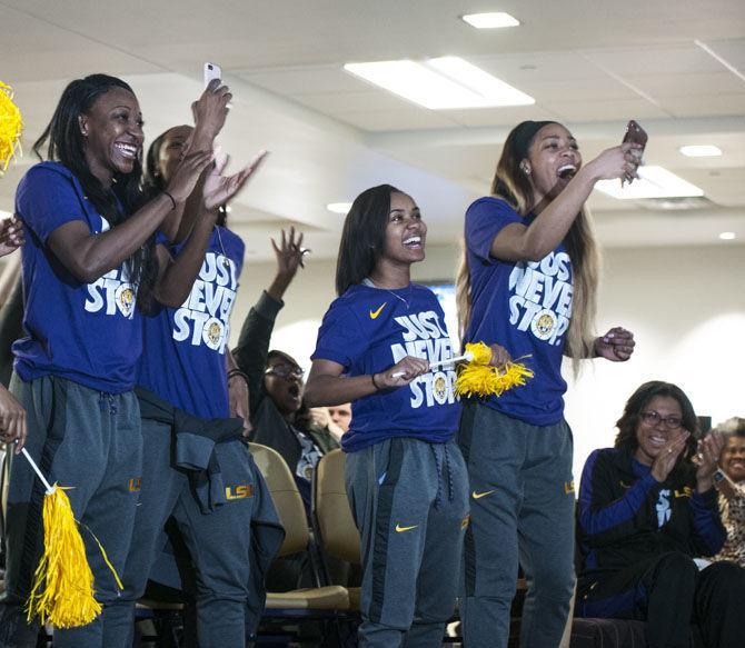 LSU women&#8217;s basketball team celebrates during the NCAA Women&#8217;s Selection Show on Monday, March 12, 2018.