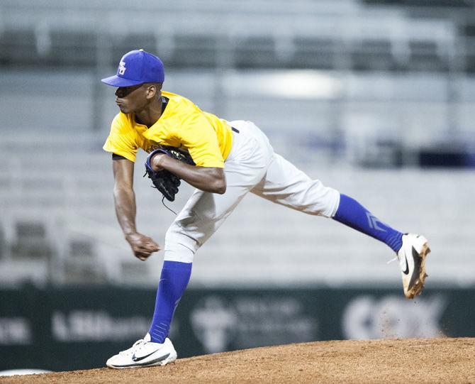 LSU freshman right-handed pitcher Ma-Khail Hilliard (52) pitches on Thursday, Nov. 9, 2017, at the Purple-Gold scrimmage at Alex Box Stadium.